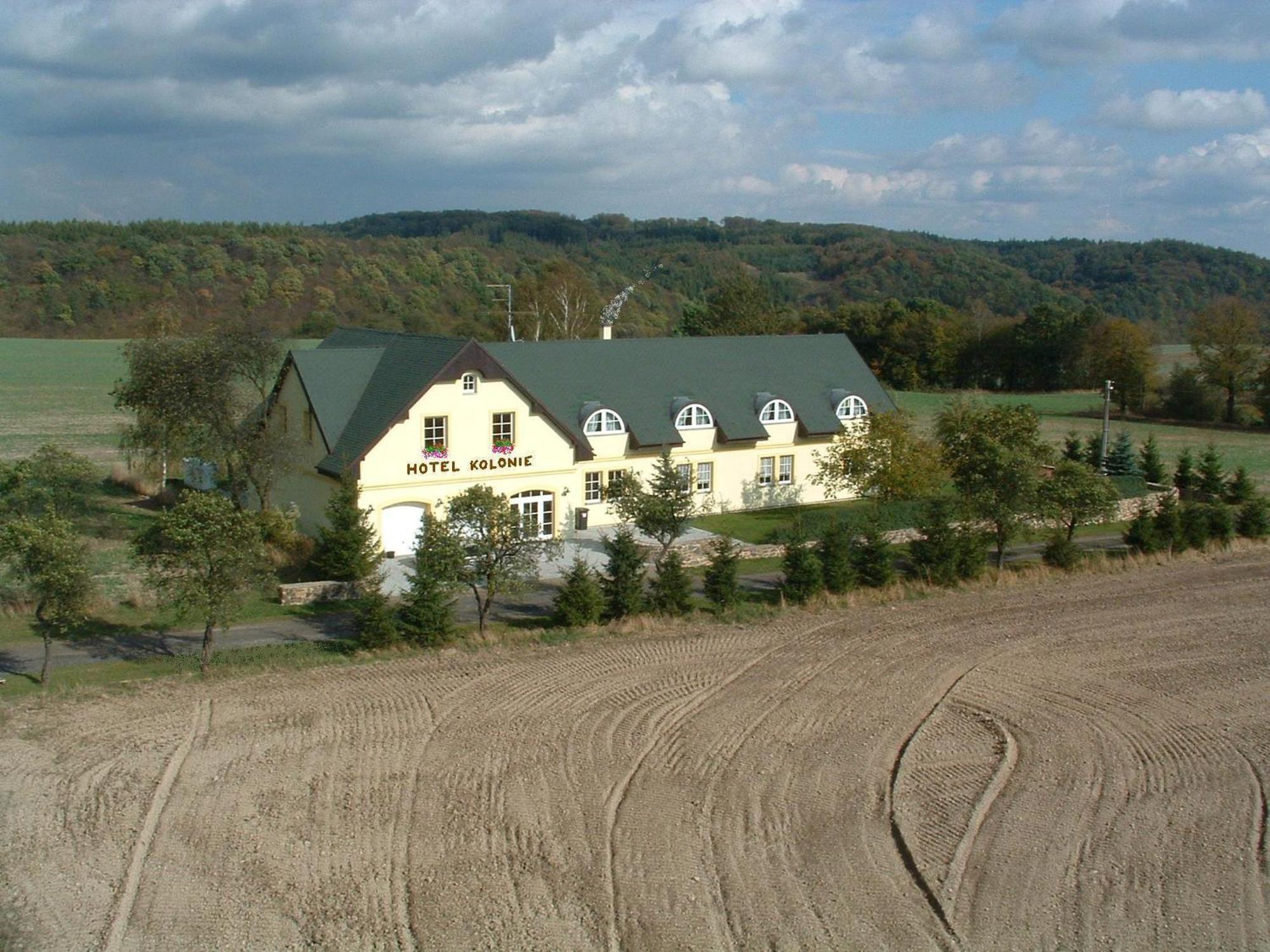 Hotel Kolonie Křivoklát Exterior foto